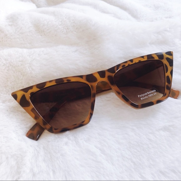 Kendra Brown Full Rim Pointed Fashion Sunglasses - Picture 4 of 8